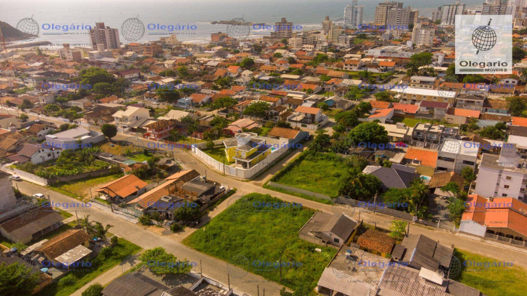 Imagem Terreno à Venda, 360 m² em Gravatá - Navegantes Imagem Terreno à Venda, 360 m² em Gravatá - Navegantes