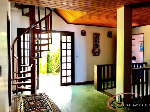 Imagem Casa com 5 Quartos à Venda, 298 m² em Praia Vermelha Do Centro - Ubatuba Imagem Casa com 5 Quartos à Venda, 298 m² em Praia Vermelha Do Centro - Ubatuba