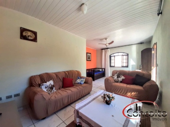 Imagem Casa com 5 Quartos à Venda, 254 m² em Estufa Ii - Ubatuba Imagem Casa com 5 Quartos à Venda, 254 m² em Estufa Ii - Ubatuba