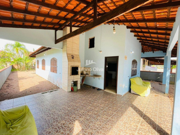 Imagem Casa com 3 Quartos à Venda, 123 m² em Barra Do Sai - Itapoá