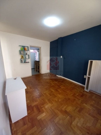 Imagem Apartamento com 3 Quartos à Venda, 77 m² em Petrópolis - Porto Alegre Imagem Apartamento com 3 Quartos à Venda, 77 m² em Petrópolis - Porto Alegre