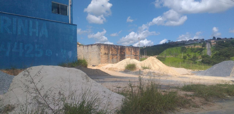 Terreno à Venda, 500 m² em Jardim Verona - Ribeirão Das Neves