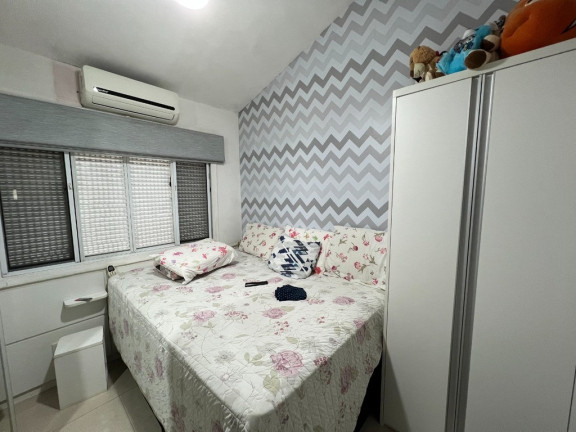 Imagem Casa com 2 Quartos à Venda, 100 m² em Rio Branco - Canoas Imagem Casa com 2 Quartos à Venda, 100 m² em Rio Branco - Canoas