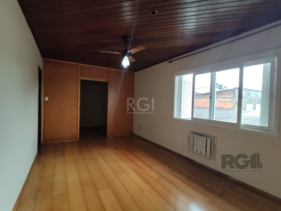 Imagem Casa com 4 Quartos à Venda, 284 m² em Tristeza - Porto Alegre Imagem Casa com 4 Quartos à Venda, 284 m² em Tristeza - Porto Alegre