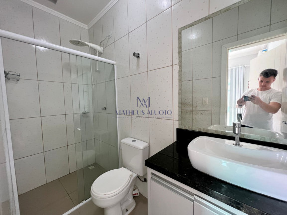 Imagem Sobrado com 3 Quartos à Venda, 93 m² em Perequê - Porto Belo