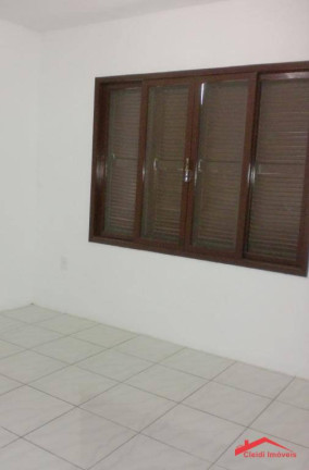 Imagem Casa com 3 Quartos para Alugar, 130 m² em Costa E Silva - Joinville Imagem Casa com 3 Quartos para Alugar, 130 m² em Costa E Silva - Joinville
