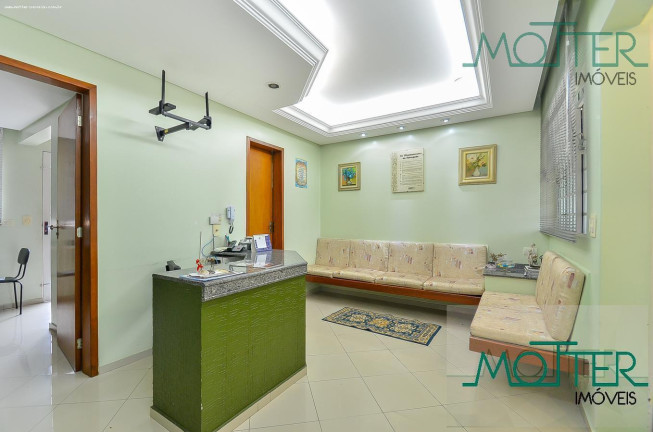 Casa com 5 Quartos à Venda, 177 m² em Jardim Botânico - Curitiba