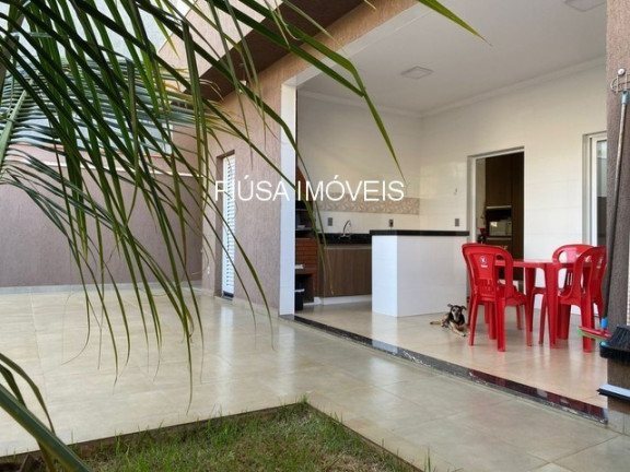 Casa com 3 Quartos à Venda,  em Recreio Das Acácias - Ribeirão Preto