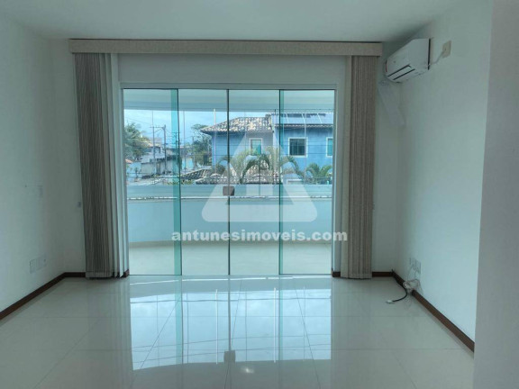 Imagem Casa com 4 Quartos à Venda, 160 m² em Portinho - Cabo Frio Imagem Casa com 4 Quartos à Venda, 160 m² em Portinho - Cabo Frio
