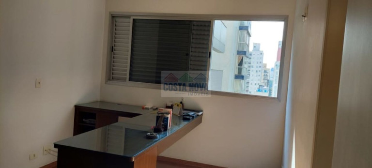 Imagem Apartamento com 3 Quartos à Venda, 166 m² Imagem Apartamento com 3 Quartos à Venda, 166 m²