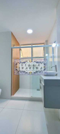 Imagem Apartamento com 3 Quartos à Venda, 124 m² em Leme - Rio De Janeiro Imagem Apartamento com 3 Quartos à Venda, 124 m² em Leme - Rio De Janeiro