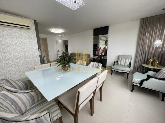 Imagem Apartamento com 3 Quartos à Venda, 132 m² em Centro - Balneário Camboriú Imagem Apartamento com 3 Quartos à Venda, 132 m² em Centro - Balneário Camboriú