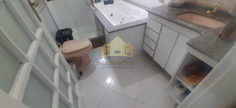 Imagem Sobrado com 3 Quartos à Venda, 213 m² em Vila Nhocune - São Paulo Imagem Sobrado com 3 Quartos à Venda, 213 m² em Vila Nhocune - São Paulo