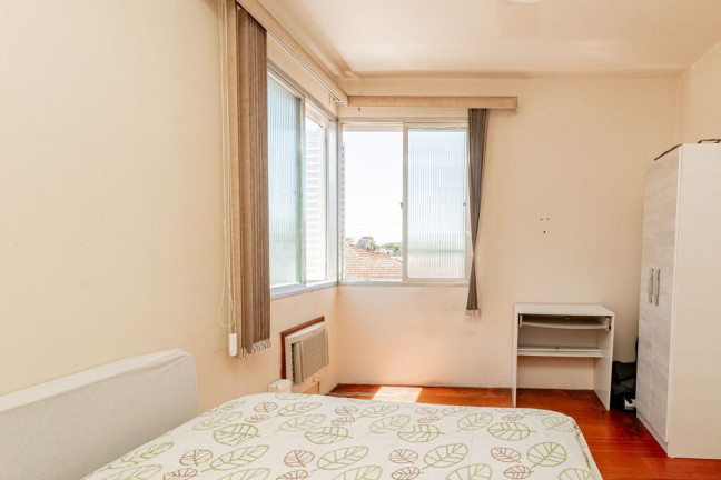 Imagem Apartamento com 2 Quartos à Venda, 72 m² em Medianeira - Porto Alegre Imagem Apartamento com 2 Quartos à Venda, 72 m² em Medianeira - Porto Alegre