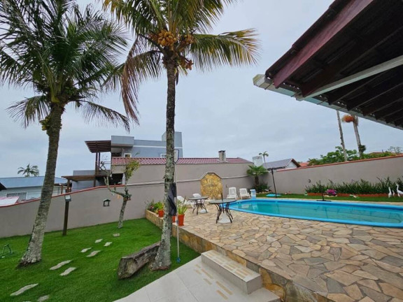 Imagem Casa com 2 Quartos à Venda, 260 m² em Costeira - Balneário Barra Do Sul Imagem Casa com 2 Quartos à Venda, 260 m² em Costeira - Balneário Barra Do Sul