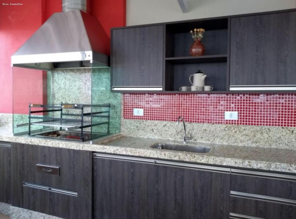 Apartamento com 3 Quartos à Venda, 332 m²