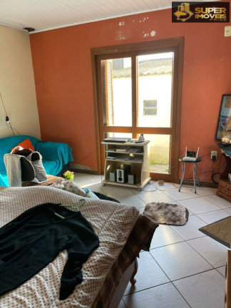 Imagem Casa com 2 Quartos à Venda, 300 m² em Centro - Pelotas