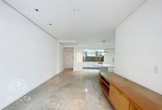 Imagem Apartamento com 3 Quartos à Venda, 123 m² em Centro - Balneário Camboriú Imagem Apartamento com 3 Quartos à Venda, 123 m² em Centro - Balneário Camboriú