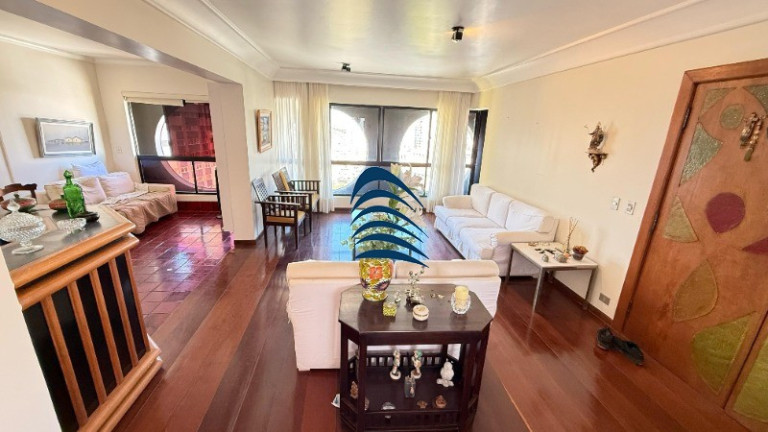 Imagem Imóvel com 3 Quartos à Venda, 166 m² em Graça - Salvador Imagem Imóvel com 3 Quartos à Venda, 166 m² em Graça - Salvador