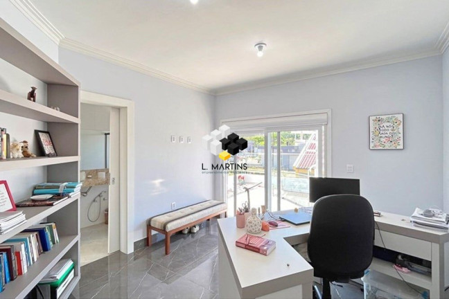 Imagem Casa com 2 Quartos à Venda, 170 m² em Hípica - Porto Alegre Imagem Casa com 2 Quartos à Venda, 170 m² em Hípica - Porto Alegre