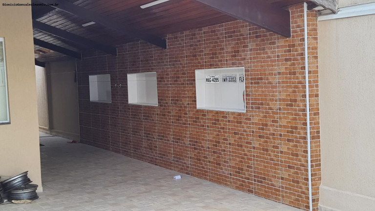 Imagem Casa com 2 Quartos à Venda, 139 m² em Centro - Peruíbe