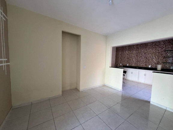 Imagem Casa com 3 Quartos à Venda, em Centro - Balneário Piçarras Imagem Casa com 3 Quartos à Venda, em Centro - Balneário Piçarras
