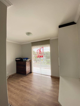 Imagem Casa com 3 Quartos à Venda, 181 m² em São Lourenço - Curitiba Imagem Casa com 3 Quartos à Venda, 181 m² em São Lourenço - Curitiba