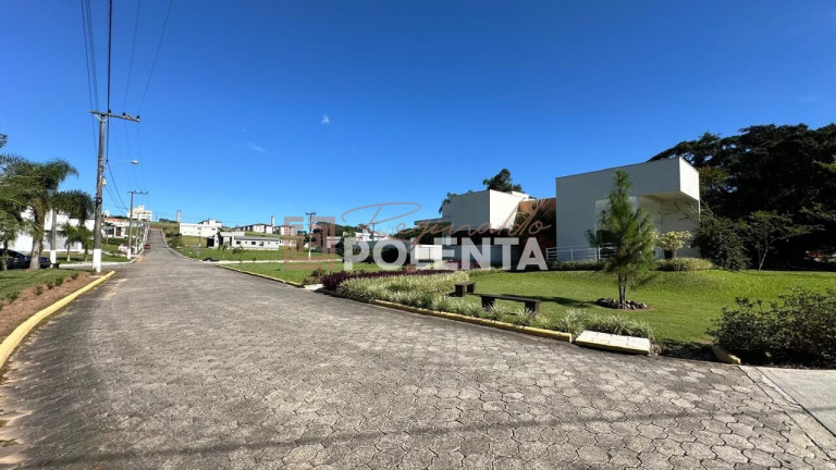 Imagem Terreno à Venda, 450 m² em Argentina - Criciúma