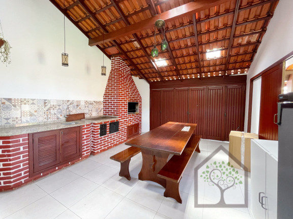 Imagem Casa com 3 Quartos à Venda, 250 m² em Sambaqui - Florianópolis Imagem Casa com 3 Quartos à Venda, 250 m² em Sambaqui - Florianópolis