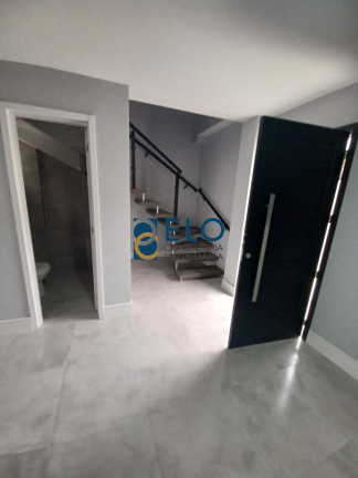 Imagem Casa com 3 Quartos à Venda, 174 m² em Marapé - Santos Imagem Casa com 3 Quartos à Venda, 174 m² em Marapé - Santos