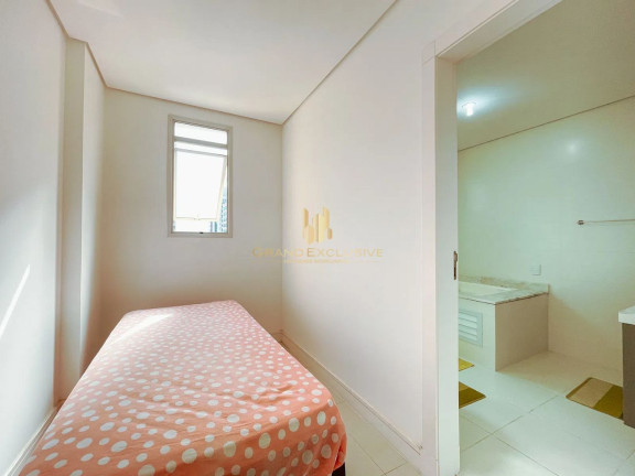 Imagem Apartamento com 3 Quartos à Venda, 136 m² em Centro - Balneário Camboriú Imagem Apartamento com 3 Quartos à Venda, 136 m² em Centro - Balneário Camboriú