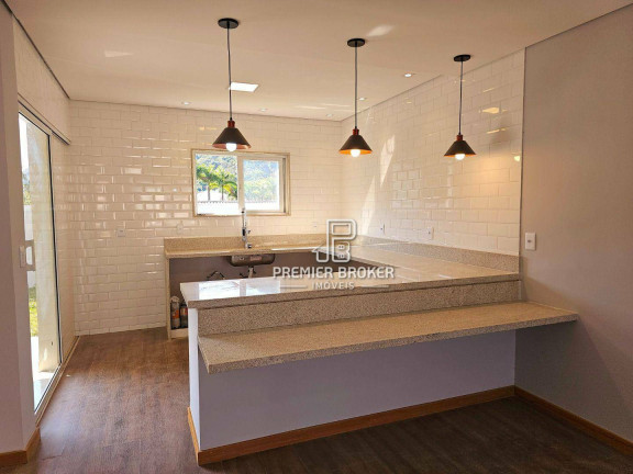 Imagem Casa com 3 Quartos à Venda, 260 m² em Albuquerque - Teresópolis Imagem Casa com 3 Quartos à Venda, 260 m² em Albuquerque - Teresópolis