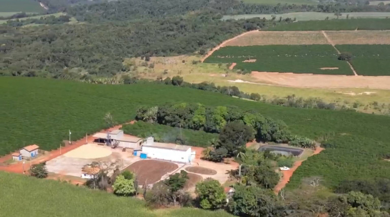 Imagem Fazenda à Venda, 145 m² em Alpinópolis Imagem Fazenda à Venda, 145 m² em Alpinópolis