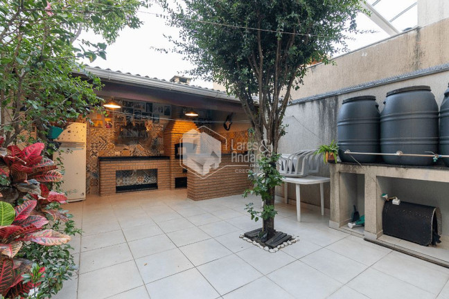 Imagem Casa com 3 Quartos à Venda, 299 m² em Cidade Líder - São Paulo Imagem Casa com 3 Quartos à Venda, 299 m² em Cidade Líder - São Paulo