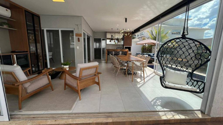 Imagem Casa com 3 Quartos à Venda, 255 m² em Alphaville Flamboyant Residencial Araguaia - Goiânia Imagem Casa com 3 Quartos à Venda, 255 m² em Alphaville Flamboyant Residencial Araguaia - Goiânia