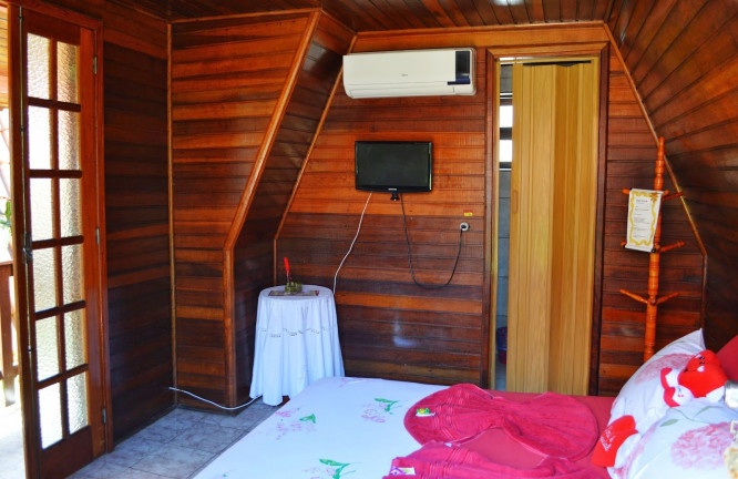 Imagem Imóvel com 10 Quartos à Venda, 1.000 m² em Arembepe - Camaçari Imagem Imóvel com 10 Quartos à Venda, 1.000 m² em Arembepe - Camaçari