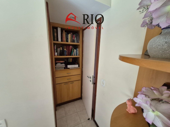 Imagem Imóvel com 4 Quartos à Venda, 142 m² em Barra Da Tijuca - Rio De Janeiro Imagem Imóvel com 4 Quartos à Venda, 142 m² em Barra Da Tijuca - Rio De Janeiro