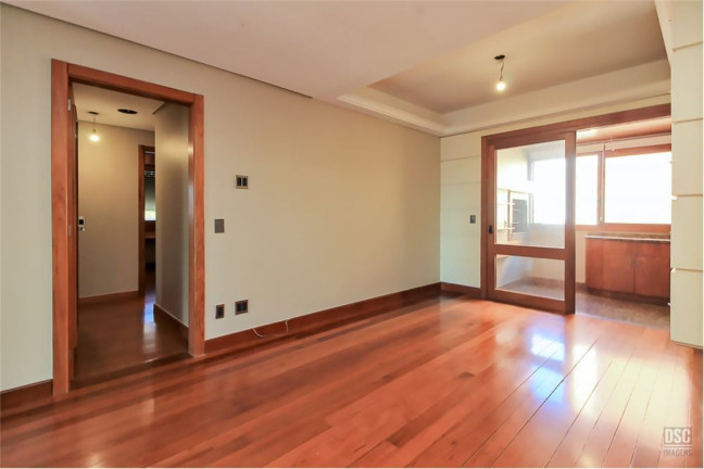 Imagem Apartamento com 3 Quartos à Venda, 211 m² em Bela Vista - Porto Alegre Imagem Apartamento com 3 Quartos à Venda, 211 m² em Bela Vista - Porto Alegre