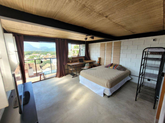 Casa com 2 Quartos à Venda, 132 m² em Itaipu - Niterói