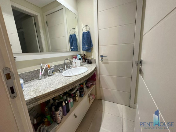 Imagem Apartamento com 3 Quartos à Venda, 239 m² em Centro - Balneário Camboriú Imagem Apartamento com 3 Quartos à Venda, 239 m² em Centro - Balneário Camboriú