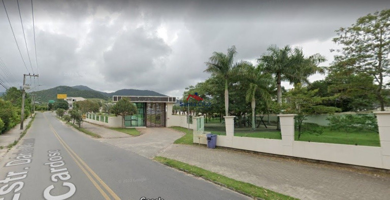 Imagem Casa com 4 Quartos à Venda, 450 m² em Ingleses Do Rio Vermelho - Florianópolis Imagem Casa com 4 Quartos à Venda, 450 m² em Ingleses Do Rio Vermelho - Florianópolis