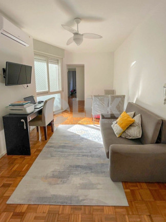 Imagem Apartamento com 2 Quartos à Venda, 63 m² em Santana - Porto Alegre