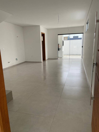 Imagem Casa com 3 Quartos à Venda, 136 m² em Itacolomi - Balneário Piçarras Imagem Casa com 3 Quartos à Venda, 136 m² em Itacolomi - Balneário Piçarras