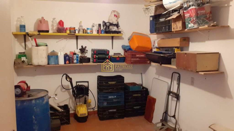 Imagem Casa com 2 Quartos à Venda, 157 m² em Jardim Utinga - Santo André Imagem Casa com 2 Quartos à Venda, 157 m² em Jardim Utinga - Santo André