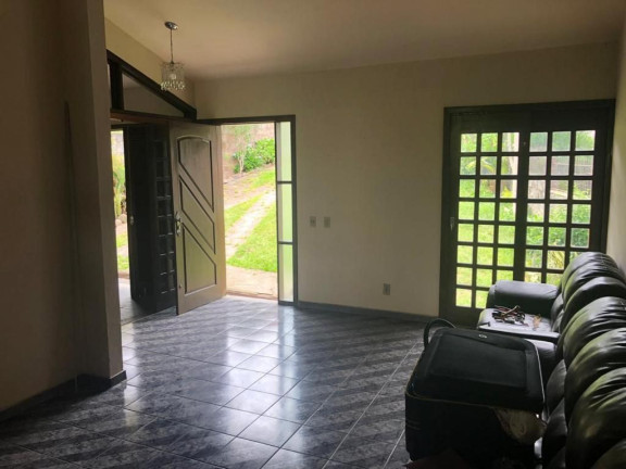 Imagem Casa com 4 Quartos à Venda, 242 m² em Cascata - Porto Alegre Imagem Casa com 4 Quartos à Venda, 242 m² em Cascata - Porto Alegre