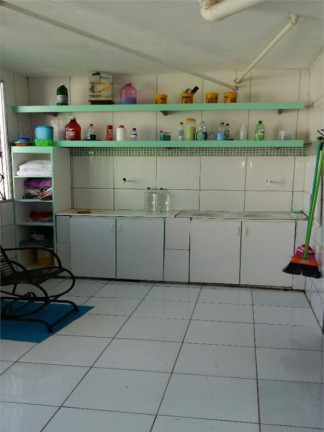 Imagem Imóvel com 4 Quartos à Venda, 150 m² em Siqueira - Fortaleza Imagem Imóvel com 4 Quartos à Venda, 150 m² em Siqueira - Fortaleza