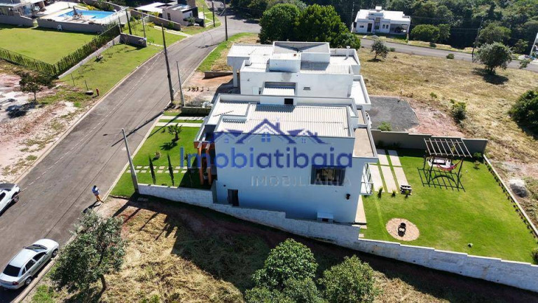 Imagem Casa de Condomínio com 3 Quartos à Venda, 563 m² em Machadinho - Jarinu