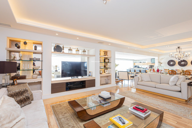 Imagem Imóvel com 3 Quartos à Venda, 335 m² em Moema - São Paulo