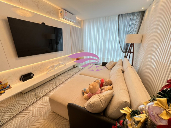 Imagem Imóvel com 3 Quartos à Venda, 159 m² em Meia Praia - Itapema Imagem Imóvel com 3 Quartos à Venda, 159 m² em Meia Praia - Itapema