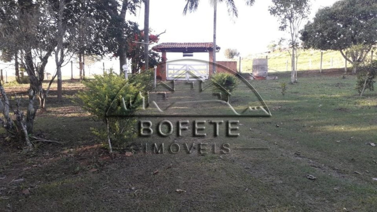 Imagem Imóvel com 2 Quartos à Venda, 25.000 m² em Gigante - Bofete Imagem Imóvel com 2 Quartos à Venda, 25.000 m² em Gigante - Bofete